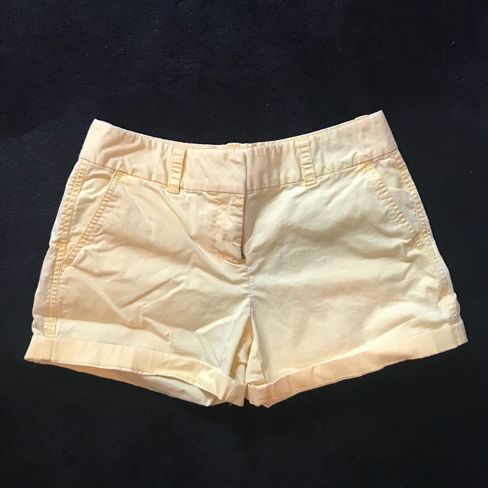 Vineyard Vines yellow chino short